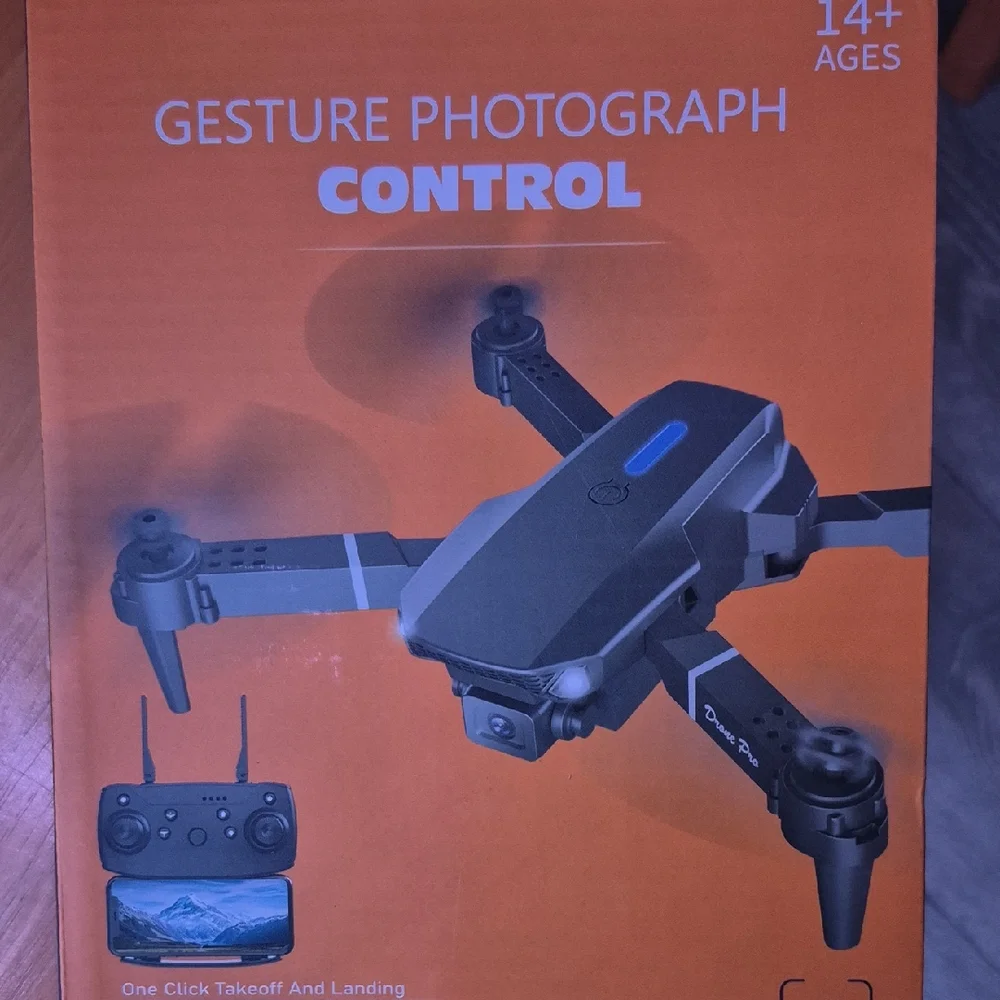 Gesture Photograph Control Drone - Picture 1 of 4